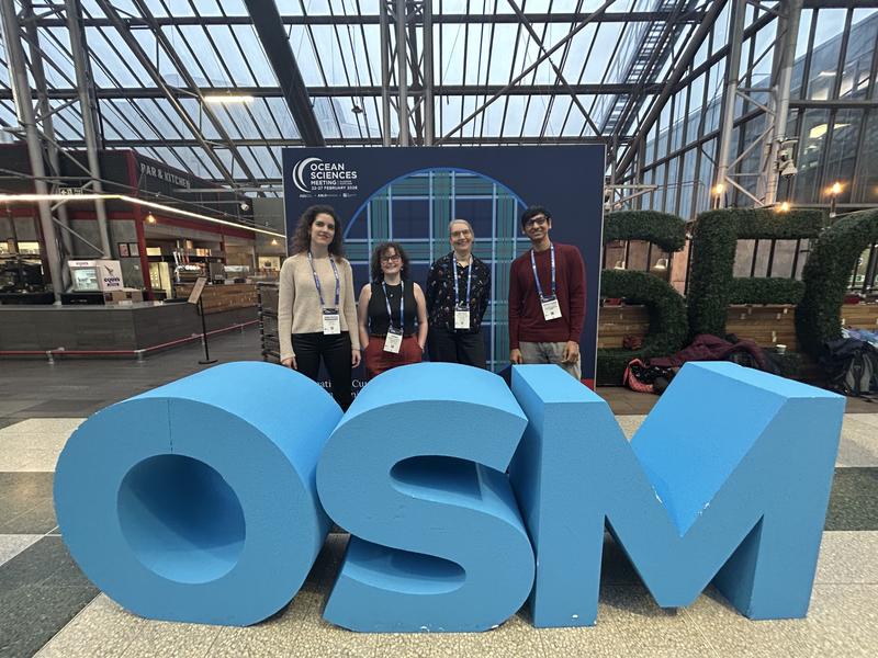 Biological oceanography group at OSM26 conference