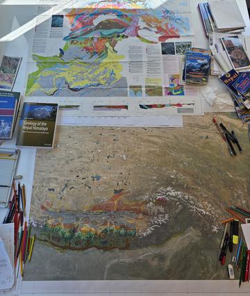 Map of the Himalayas The published geological map of Pakistan (upper) and the eastern sheet of the geological map under development (lower)
