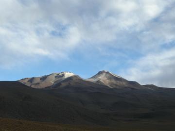 Cerro Uturuncu, one of many volcanoes on the Bolivian Altiplano that lie above the Altiplano-Puna Magma Body