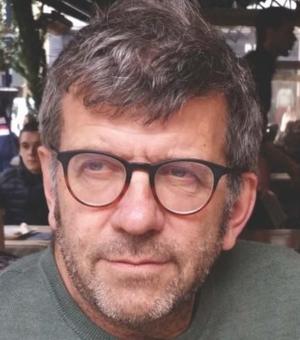 https://www.earth.ox.ac.uk/sites/default/files/styles/person_profile_photo/public/earth/images/media/jon_blundy.jpg?itok=8-ipOhVY